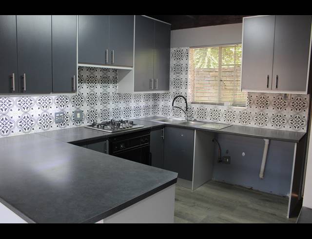 3 BEDROOM TOWNHOUSE TO LET IN GARSFONTEIN